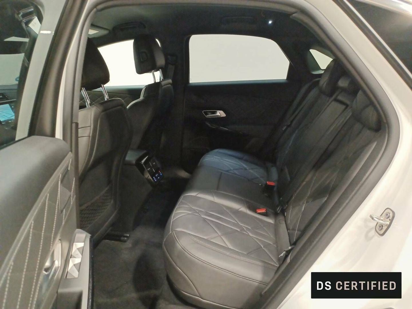 Ds DS7 Crossback E-Tense 300
