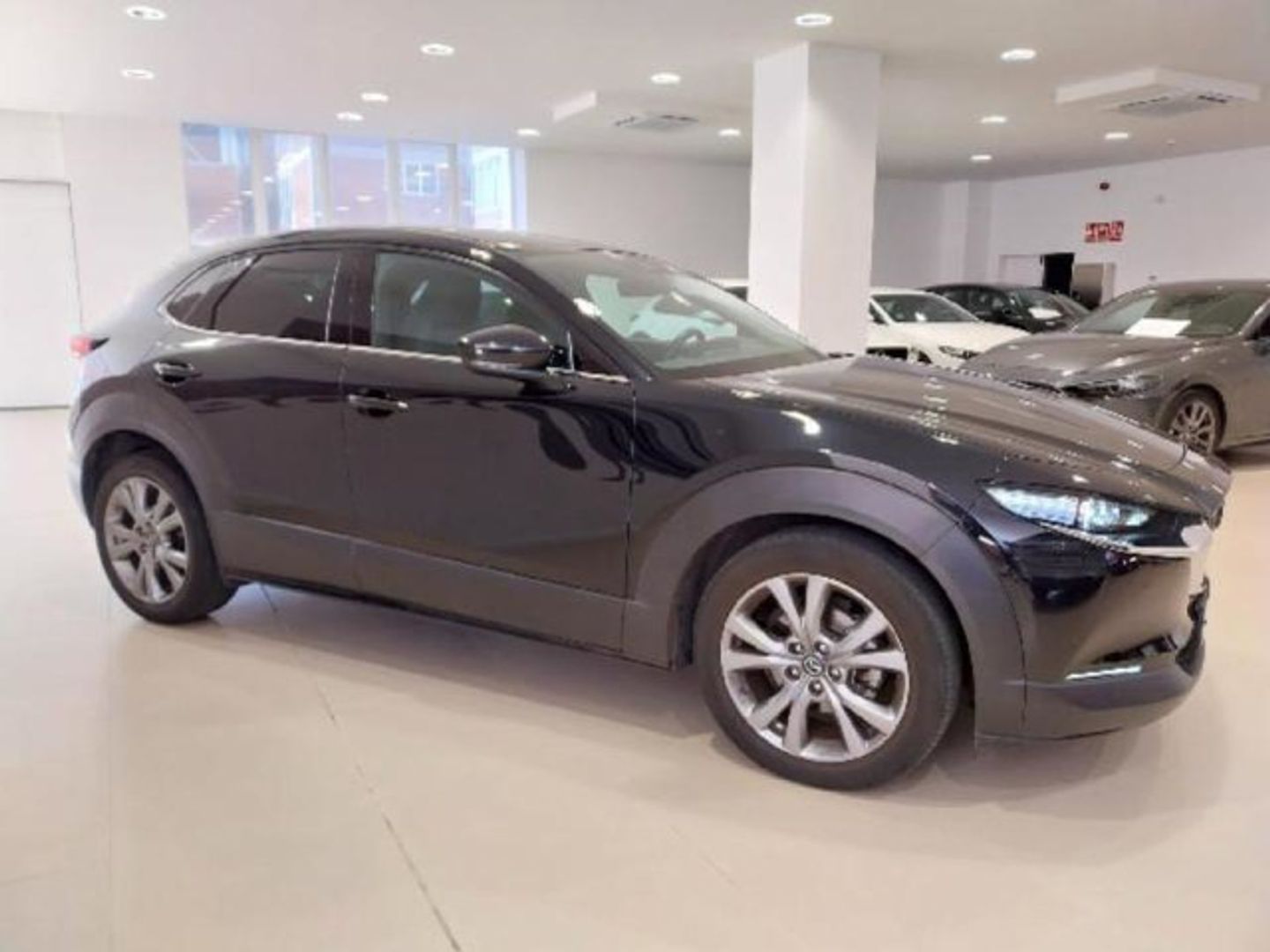 Mazda CX-30 2.0 Zenith Negro All Terrain / Pick-up