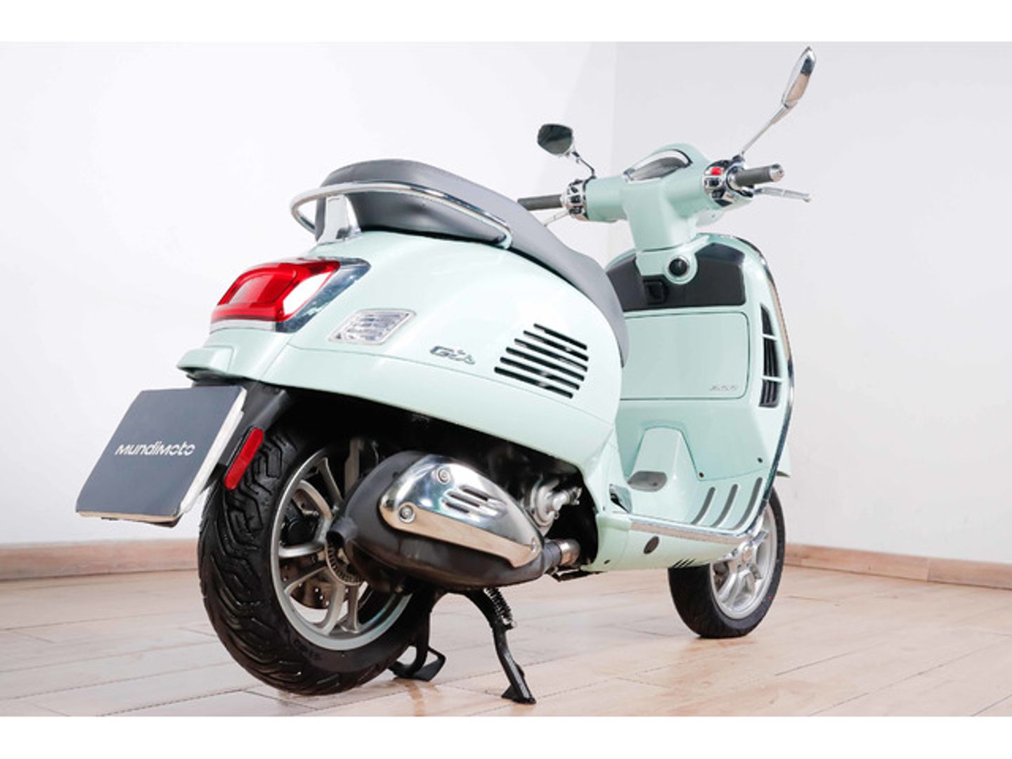 Vespa GTS 300