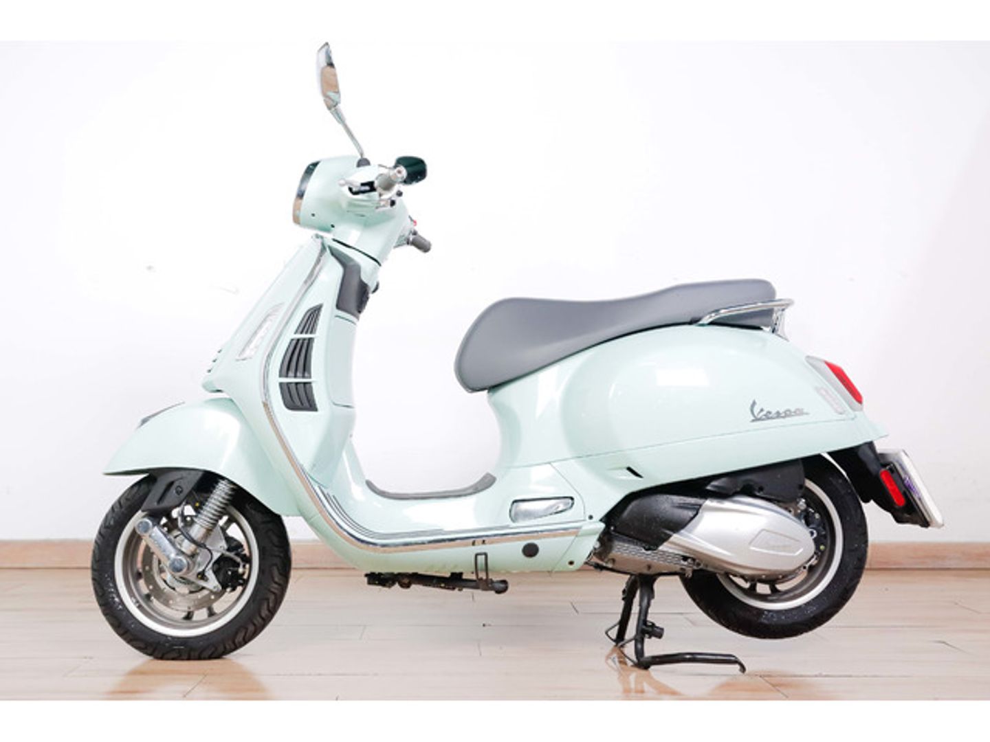 Vespa GTS 300