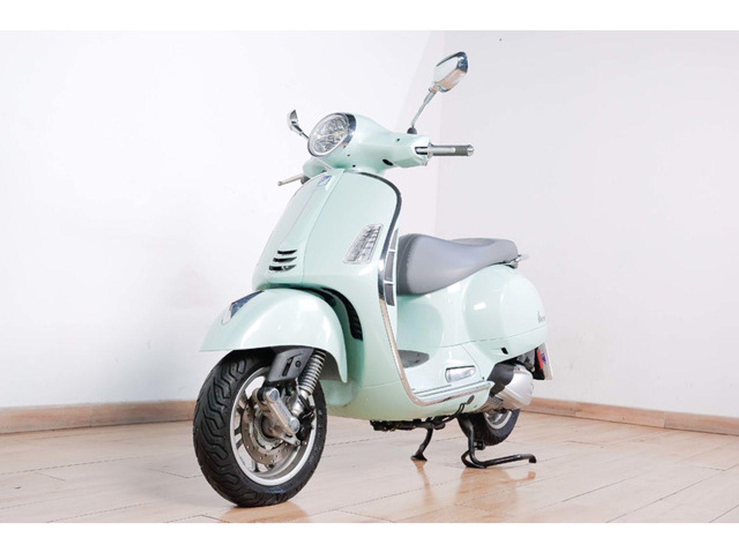 Vespa GTS 300