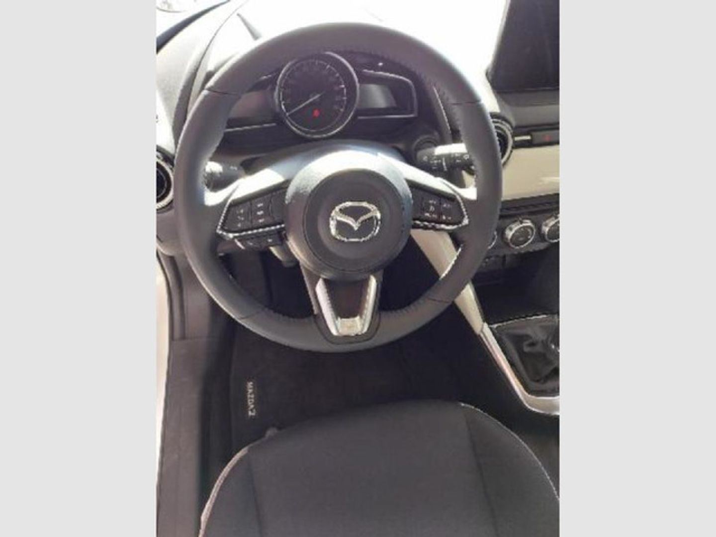 Mazda Mazda 2 1.5 Exclusive-Line