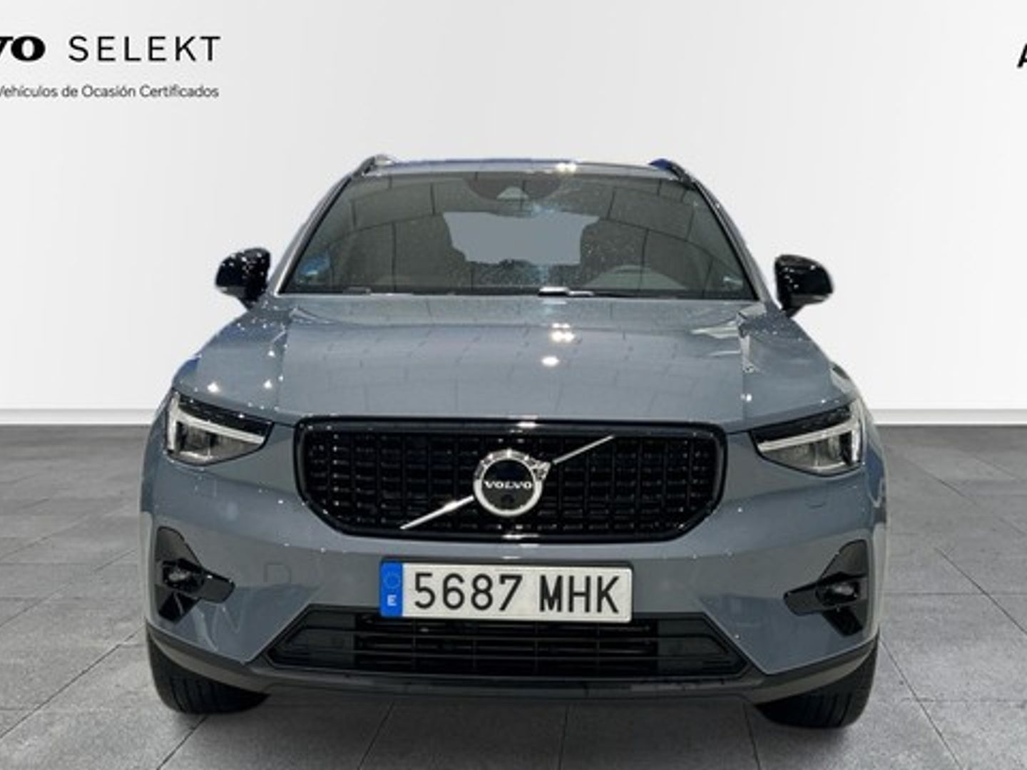 Volvo XC40 T4 Recharge Plus Dark