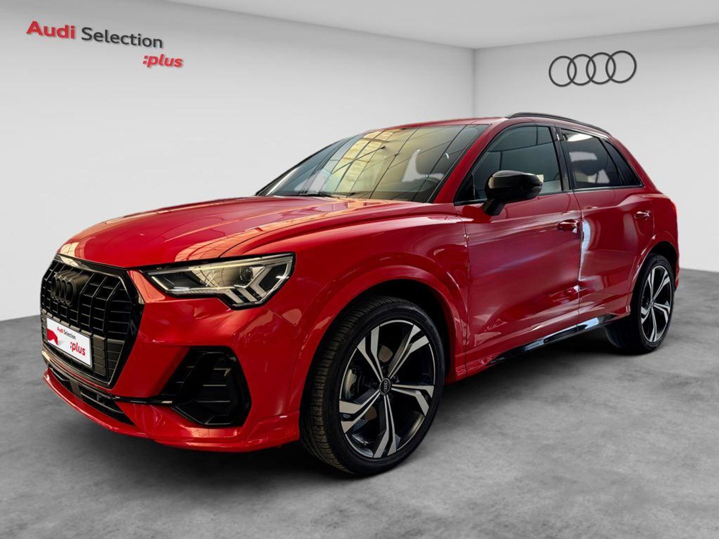 Audi Q3 35 TDI Black line Rojo SUV