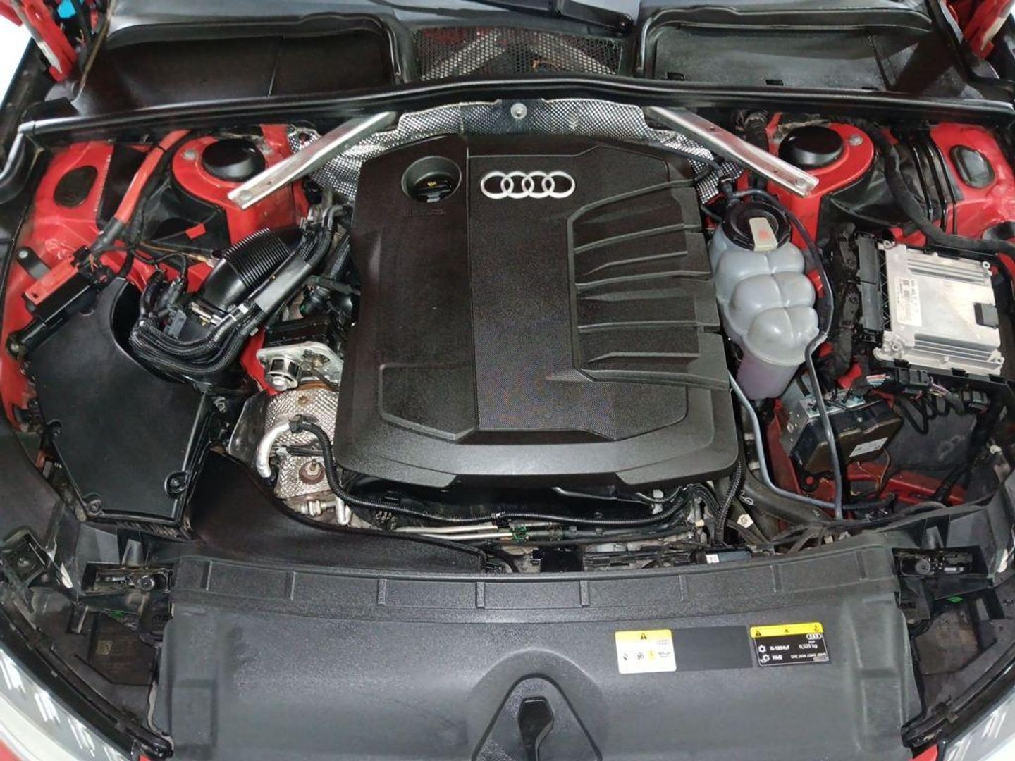 Audi A4 Avant 35 TDI S line