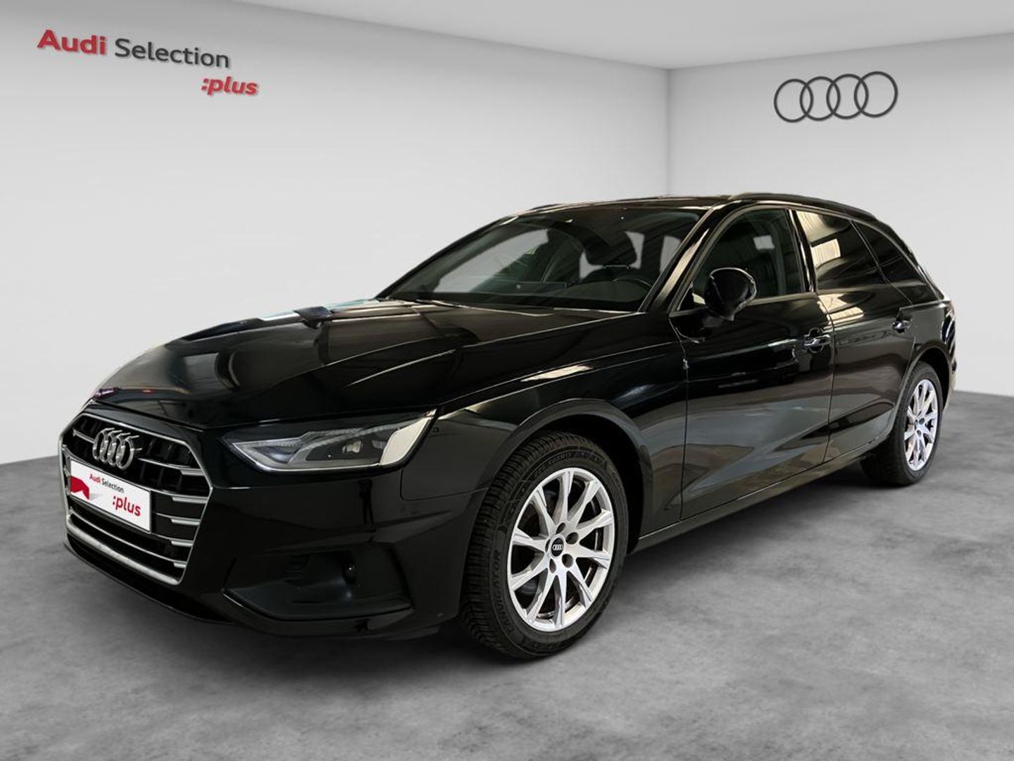 Audi A4 Avant 35 TFSI Black line Negro Familiar