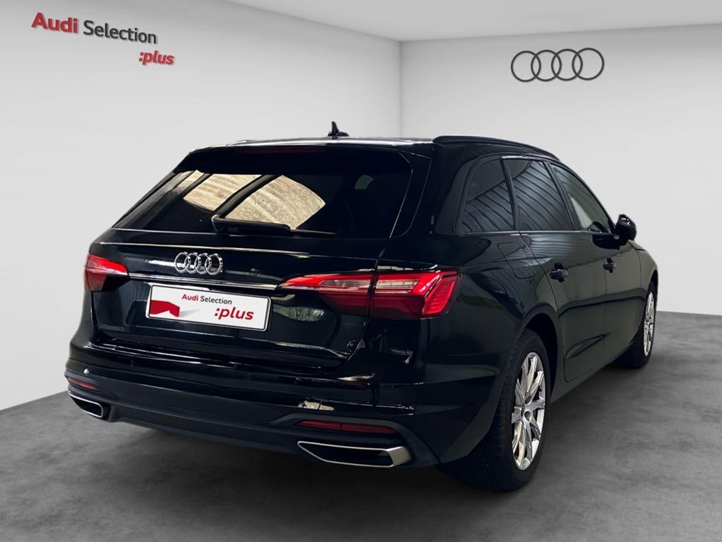 Audi A4 Avant 35 TFSI Black line