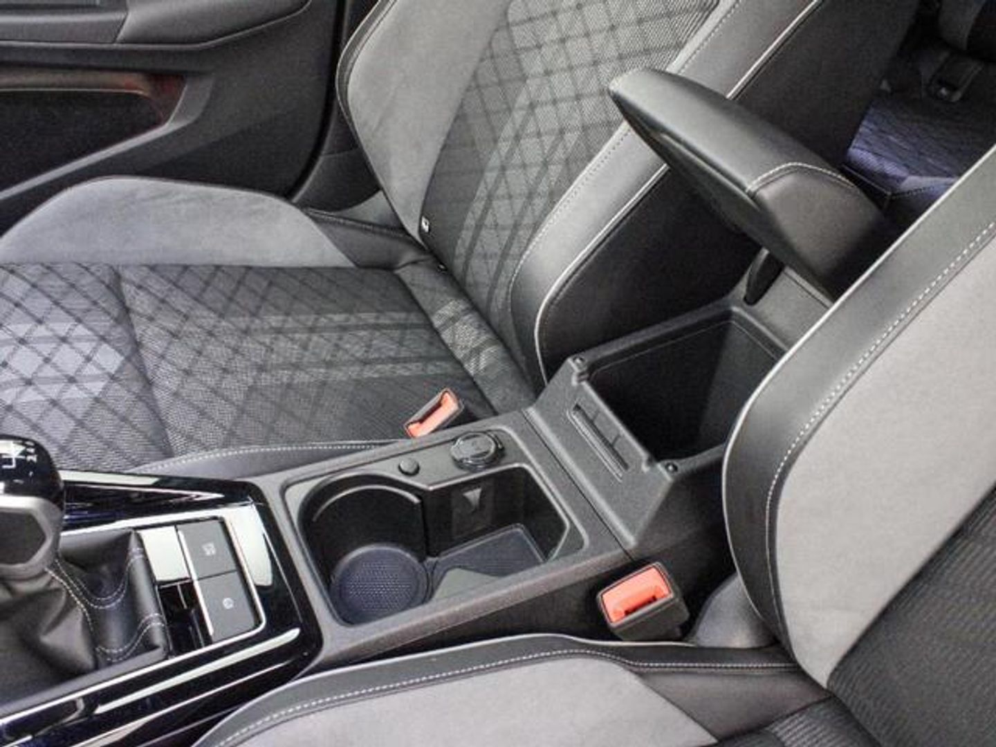 Volkswagen Golf R-Line 1.5 TSI 110 kW (150 CV)