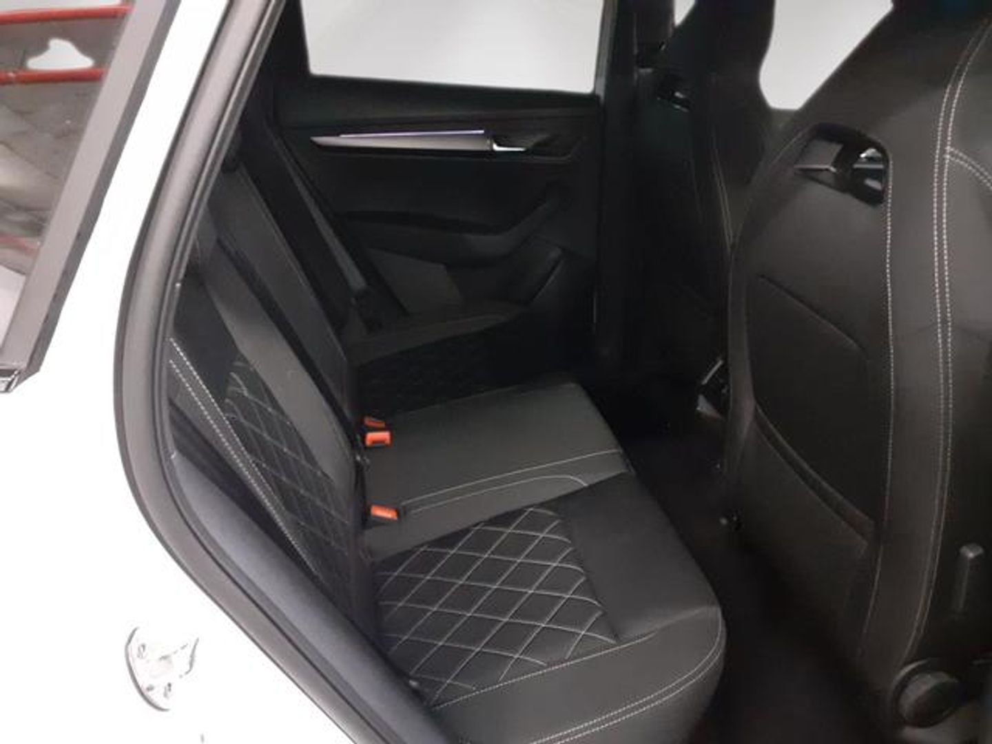 Skoda Karoq 1.5 TSI ACT Sportline DSG 110 kW (150 CV)