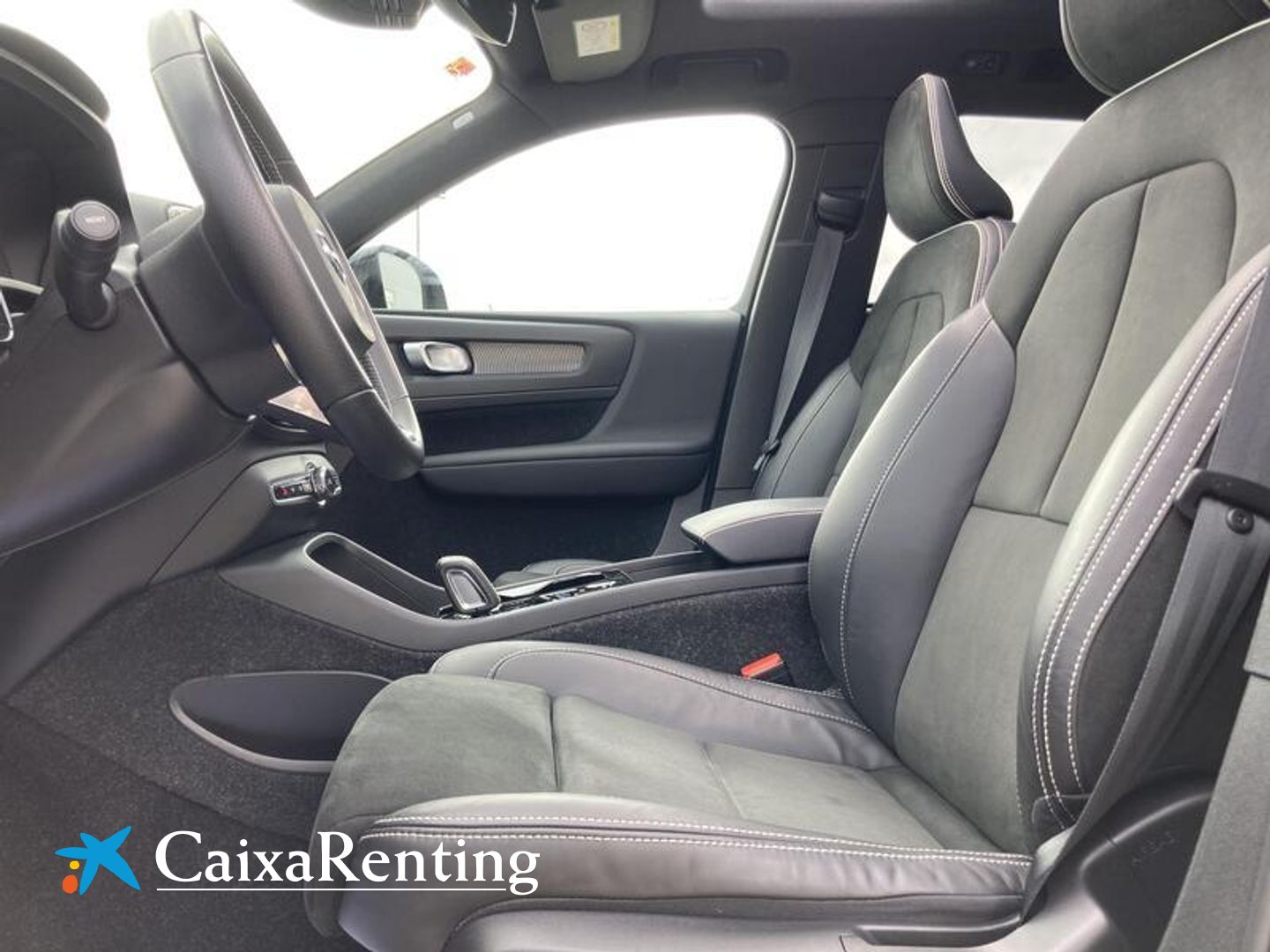 Volvo XC40 T4 Twin Recharge R-Design Auto 155 kW (211 CV)