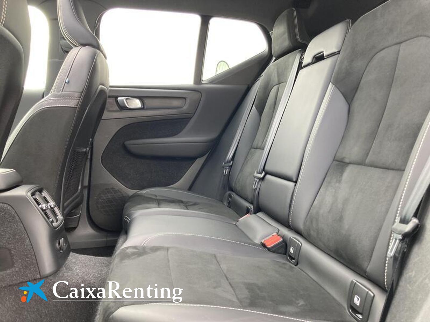 Volvo XC40 T4 Twin Recharge R-Design Auto 155 kW (211 CV)