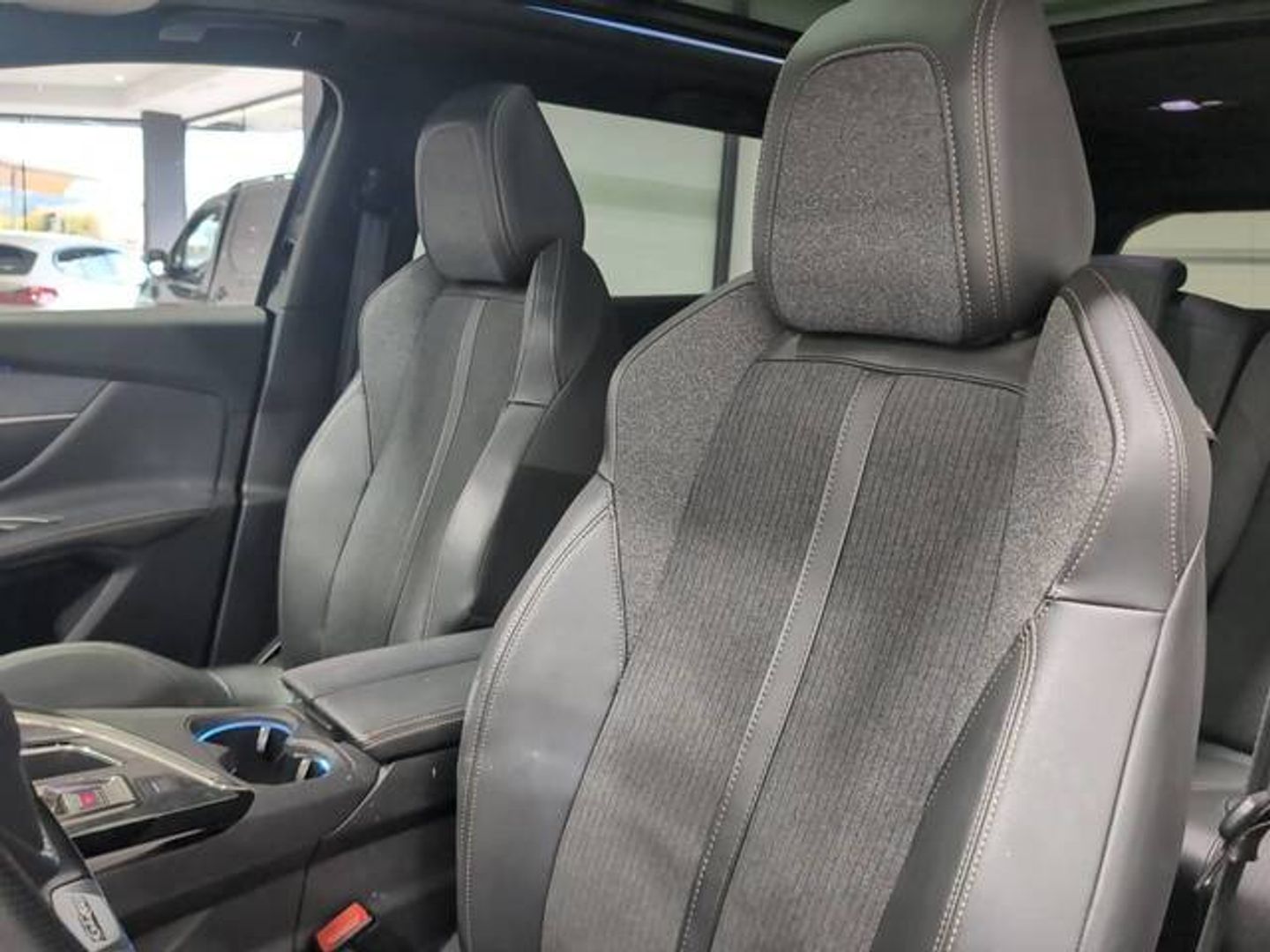 Peugeot 5008 BlueHDI 130 S&S GT EAT8 96 kW (130 CV)