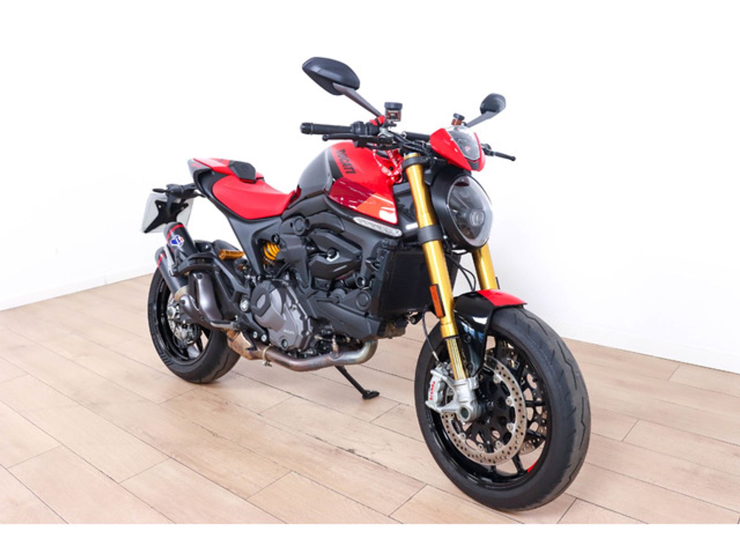 Ducati Monster 937