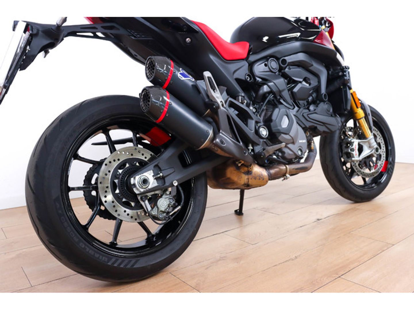 Ducati Monster 937