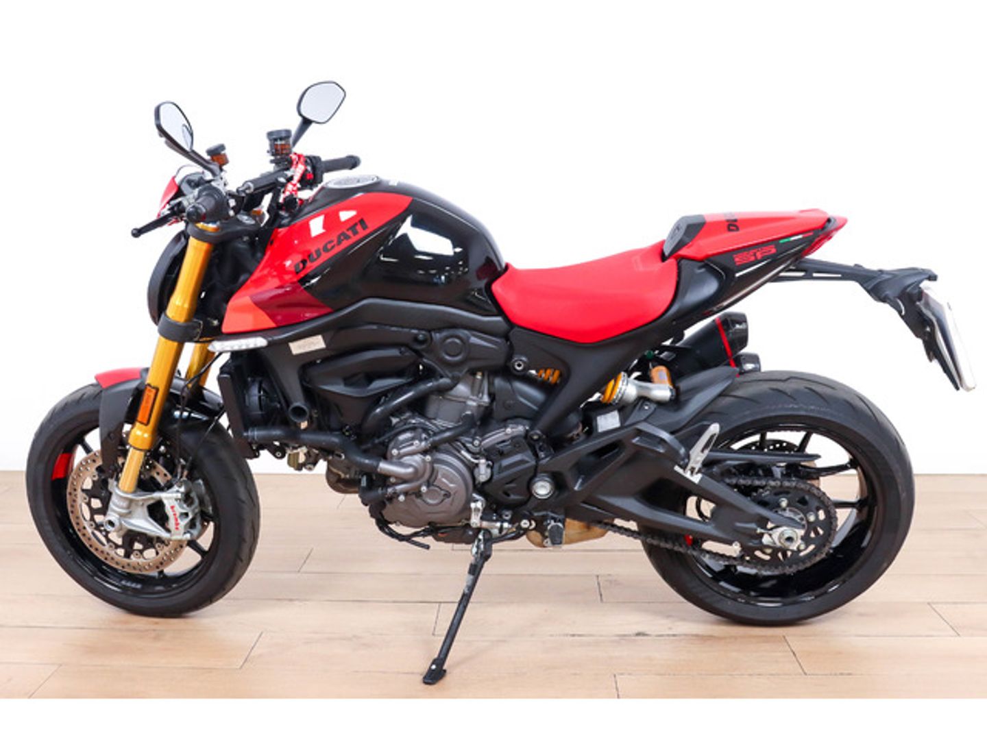 Ducati Monster 937