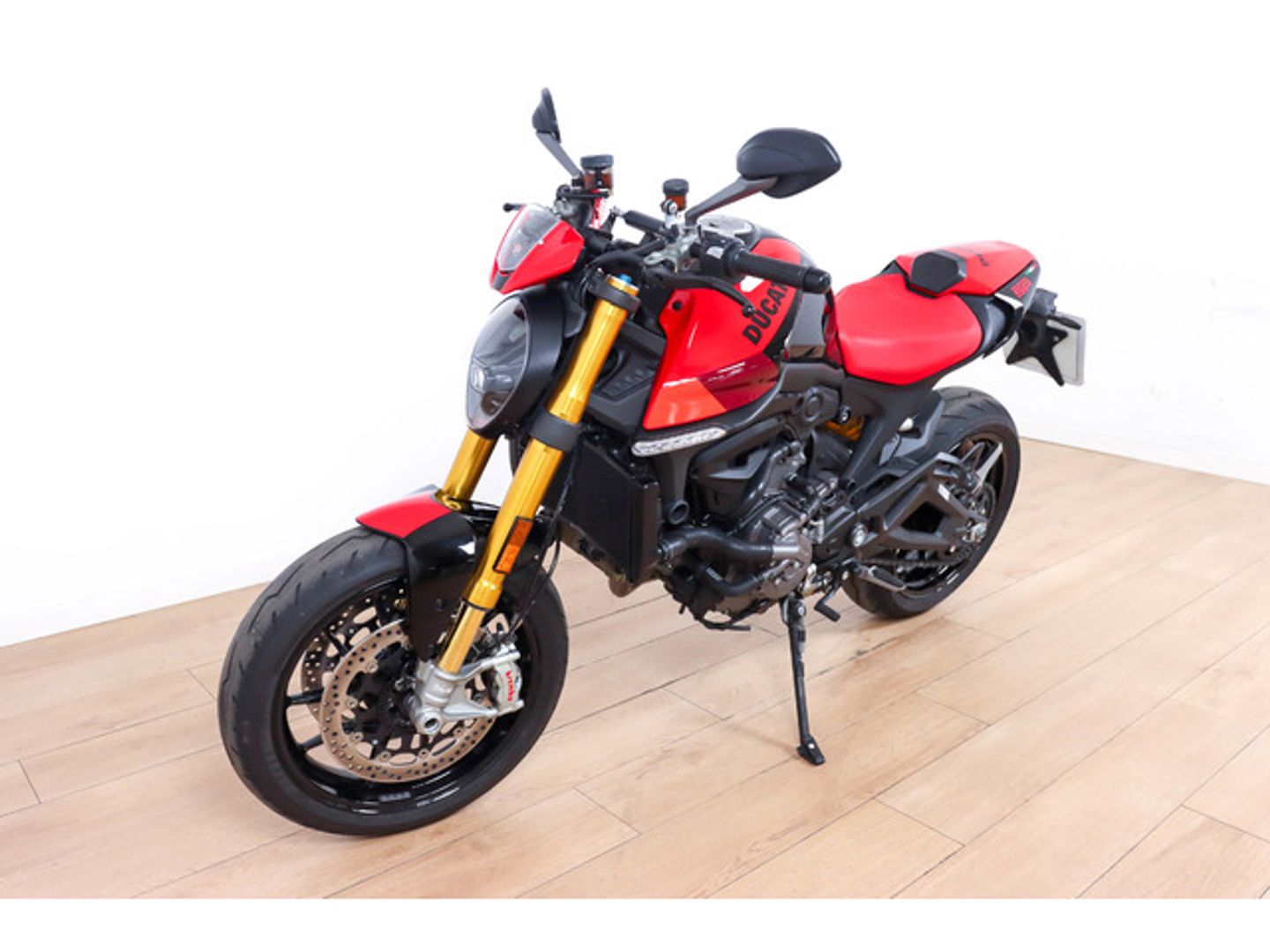 Ducati Monster 937