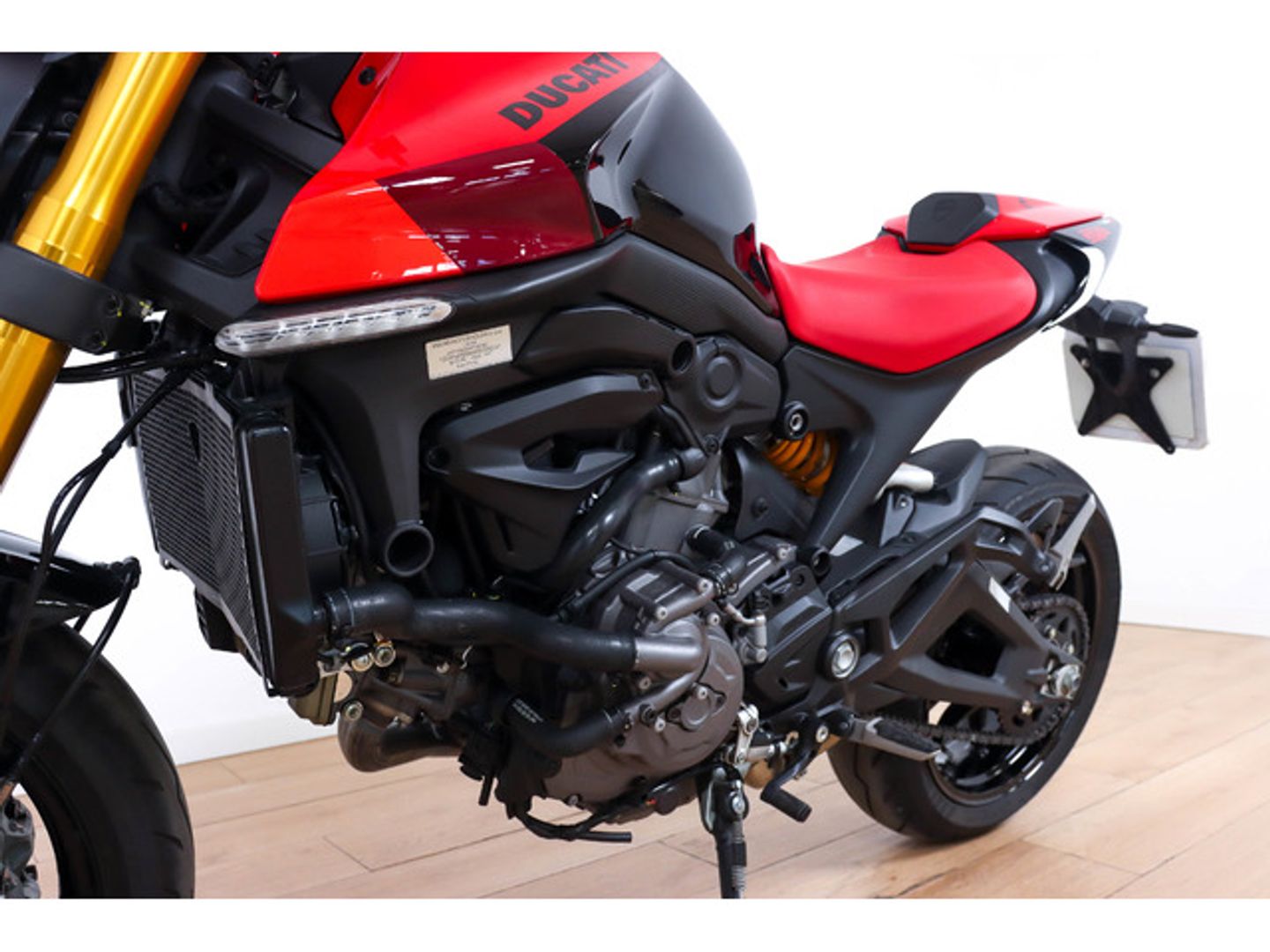 Ducati Monster 937