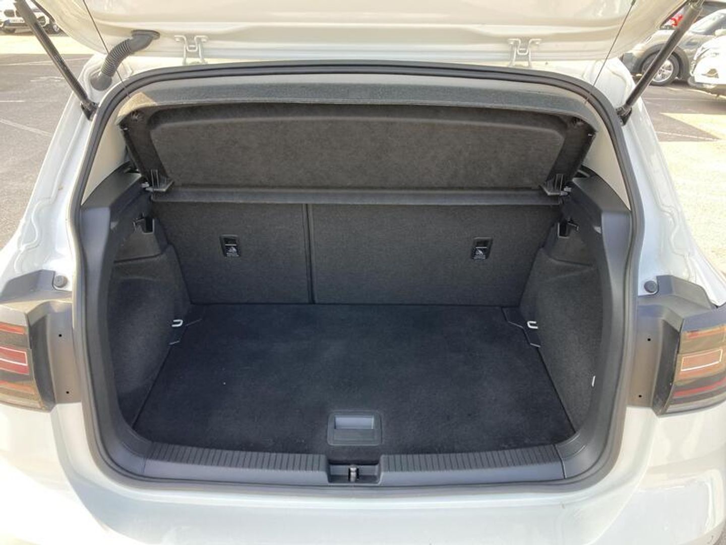 Volkswagen T-Cross Advance 1.0 TSI 70 kW (95 CV)