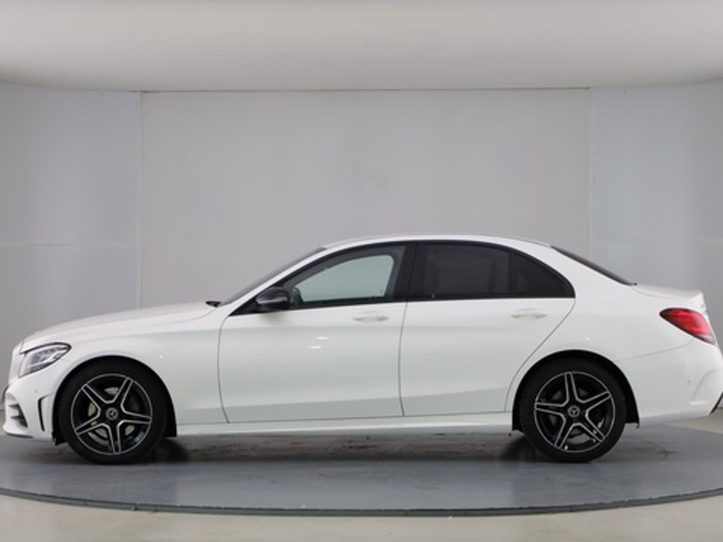 Mercedes-Benz Clase C 200 135 kW (184 CV)