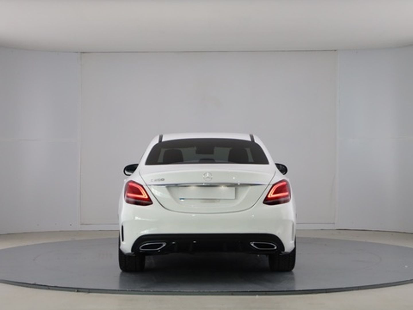 Mercedes-Benz Clase C 200 135 kW (184 CV)