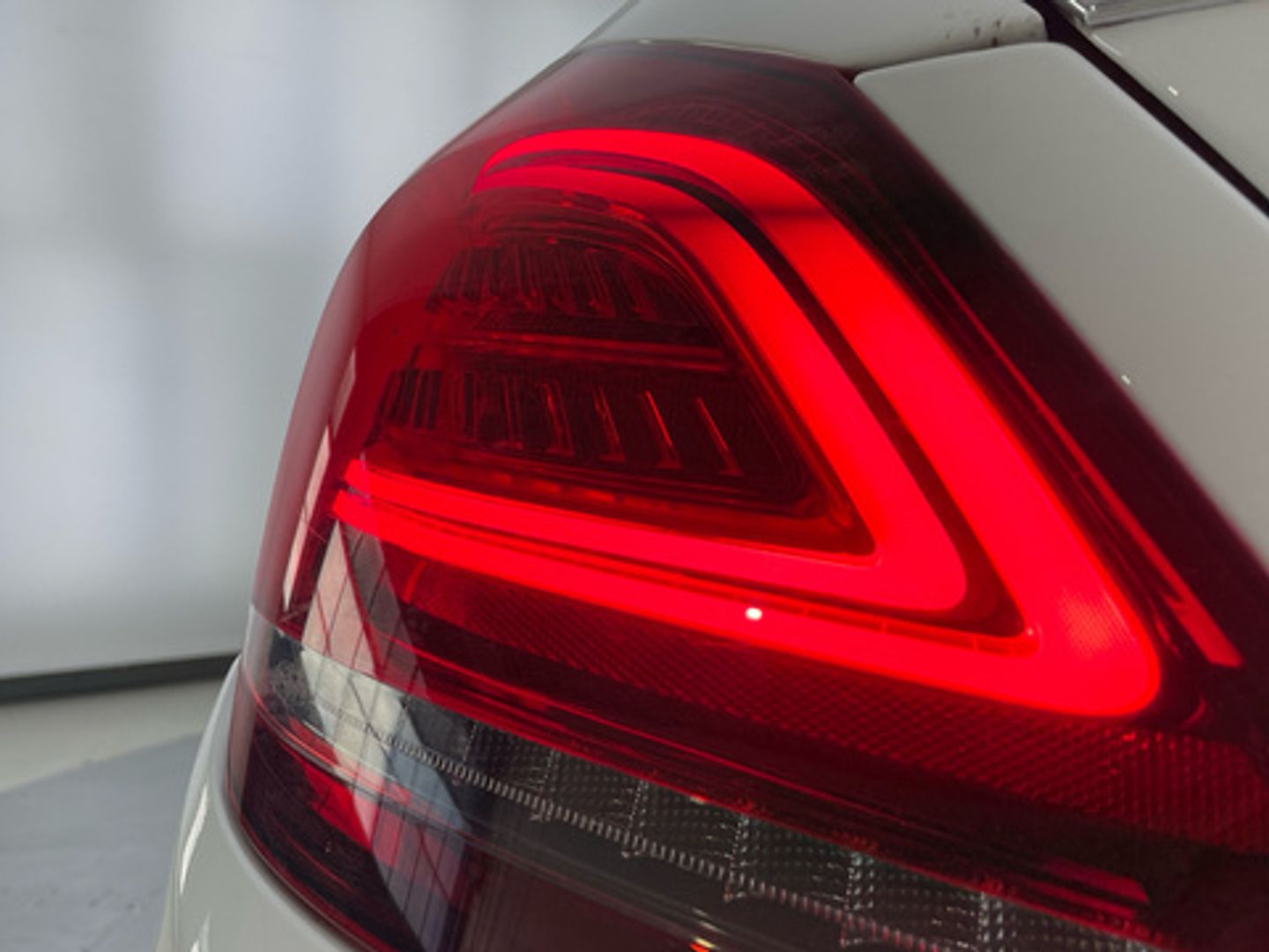 Mercedes-Benz Clase C 200 135 kW (184 CV)