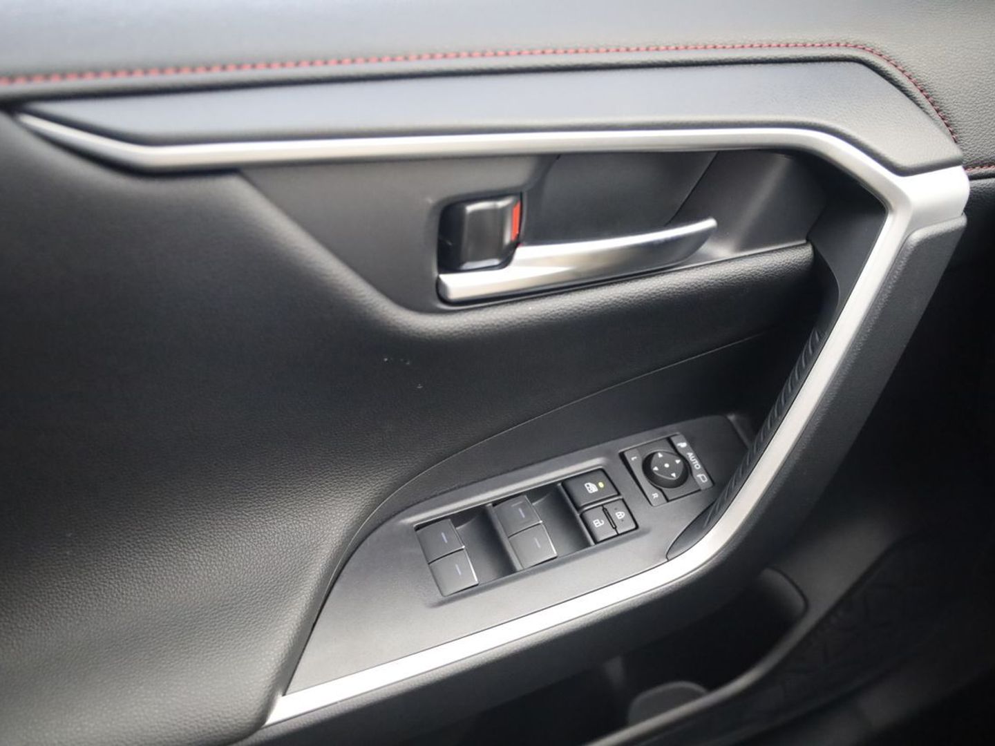 Suzuki Across 2.5 PHEV 4WD 225 kW (306 CV)
