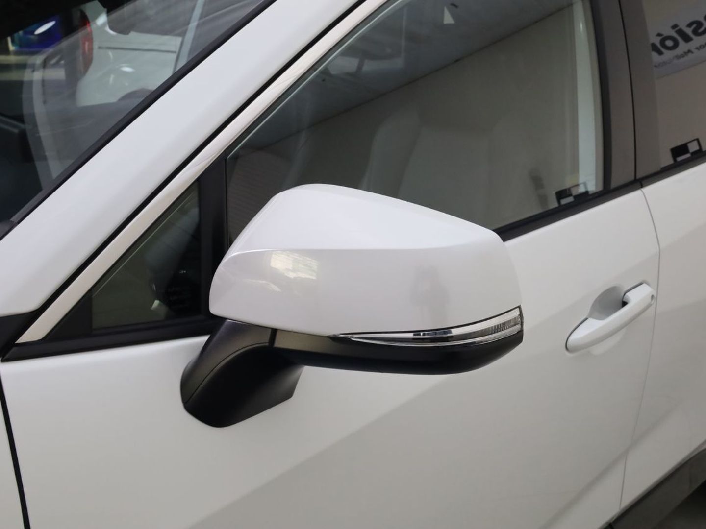 Suzuki Across 2.5 PHEV 4WD 225 kW (306 CV)