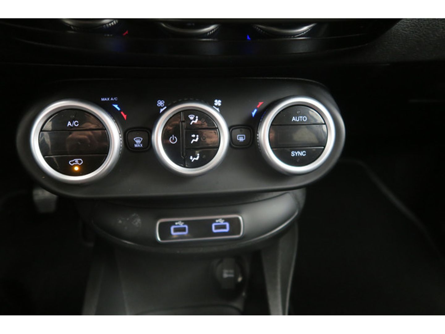 Fiat 500X 1.0 Firefly T3 Dolcevita Sport 88 kW (120 CV)