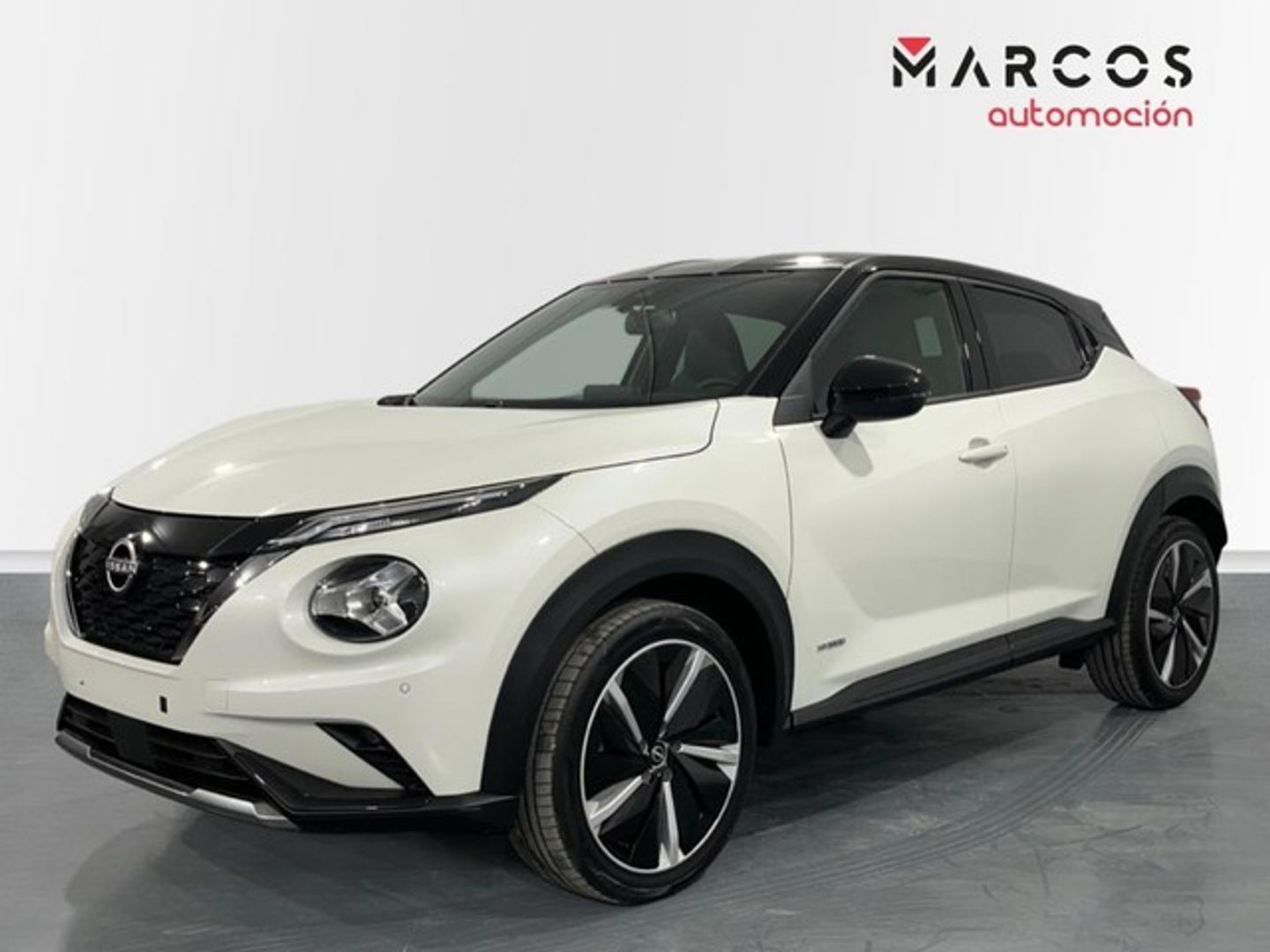 Nissan Juke 1.6 Hybrid N-Design Black Blanco All Terrain / Pick-up