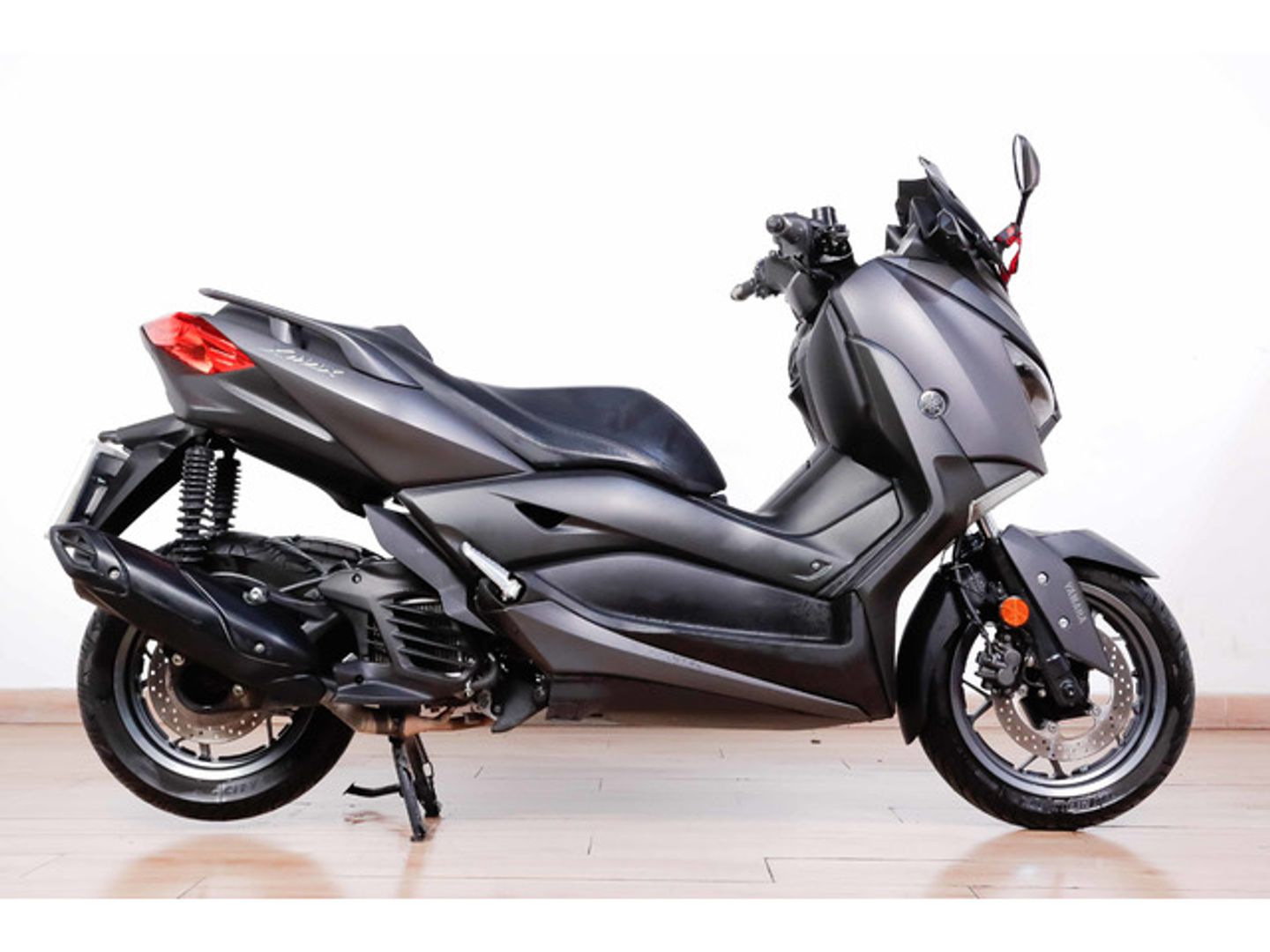 Yamaha X-Max 125