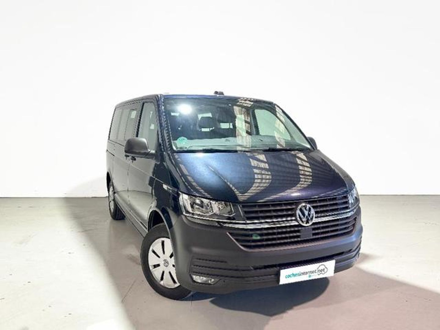 Volkswagen Caravelle 2.0 TDI Origin Batalla Corta Azul Minivan