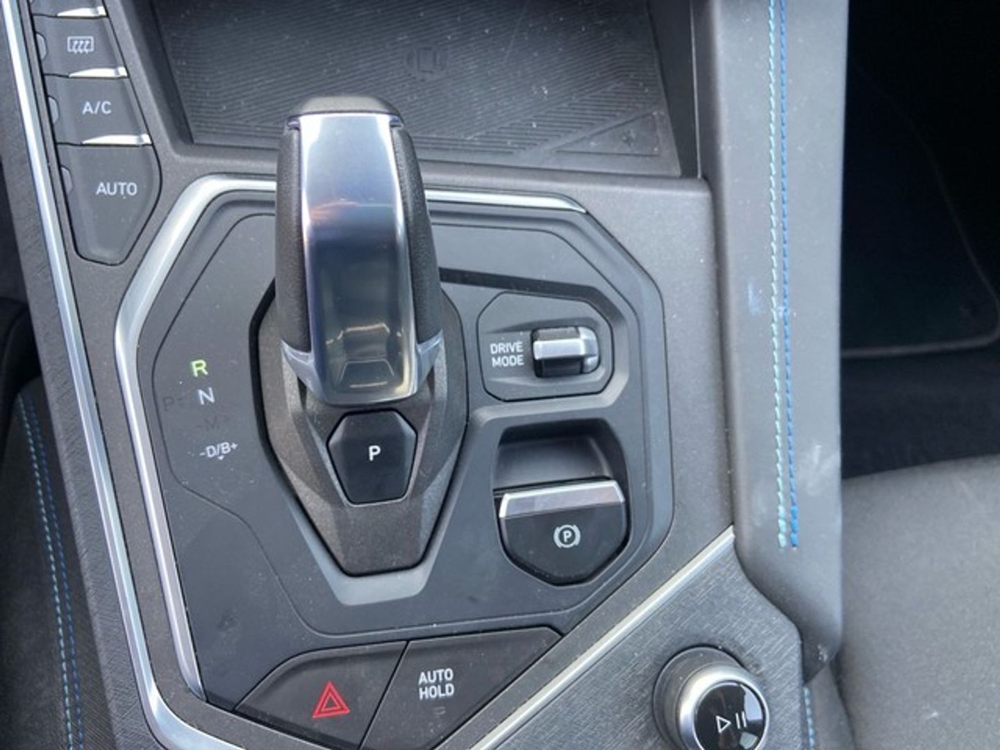 Lynk & Co 01 1.5 PHEV -