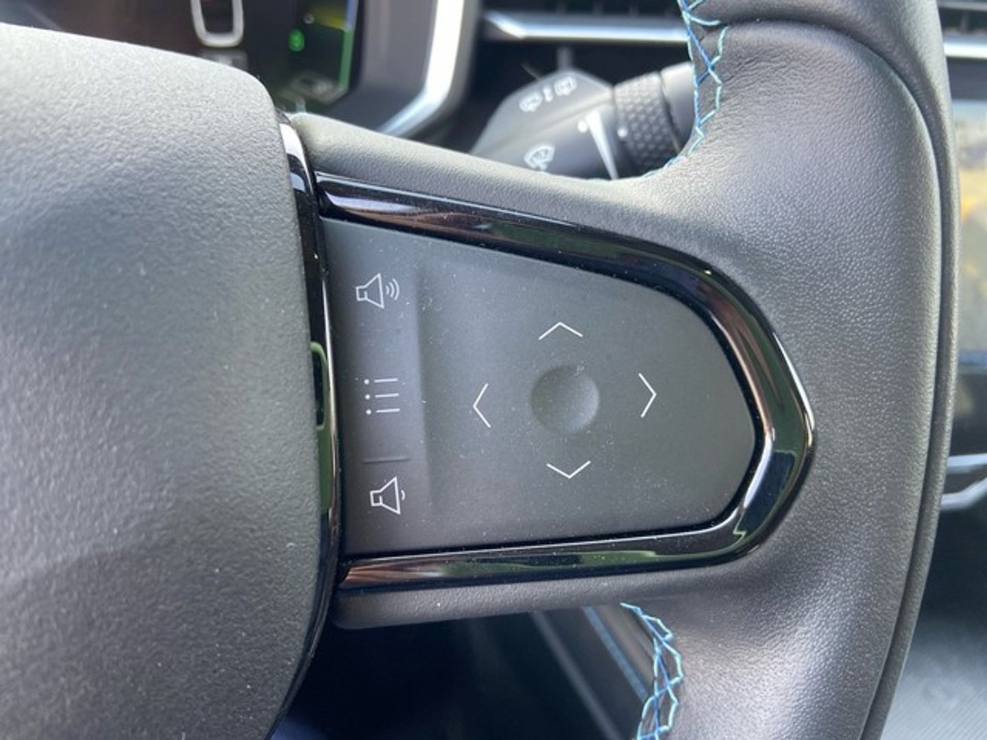 Lynk & Co 01 1.5 PHEV -