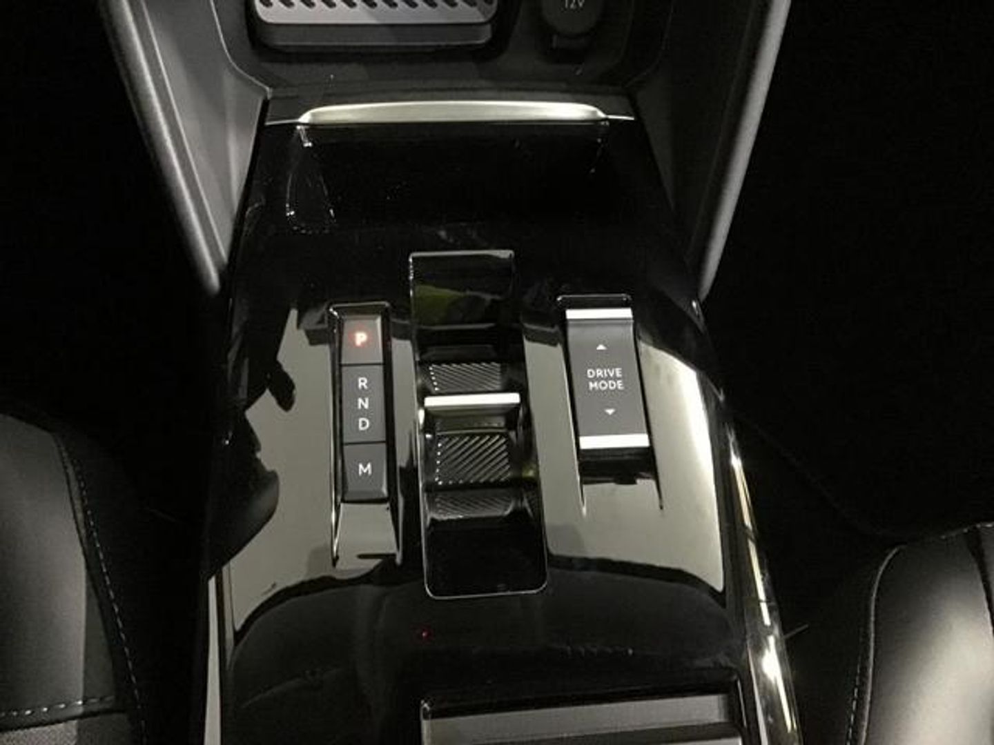 Citroen C4 X Hybrid 136 e-DCS6 Plus 100 kW (136 CV)