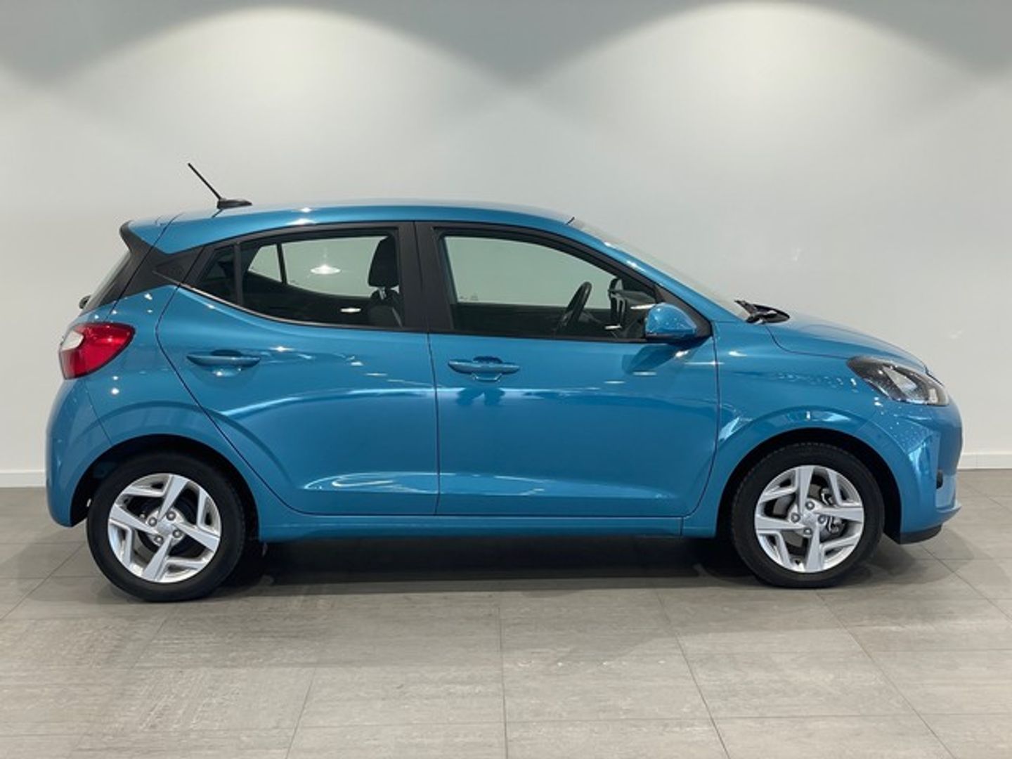 Hyundai i10 1.0 Essence 49 kW (67 CV)