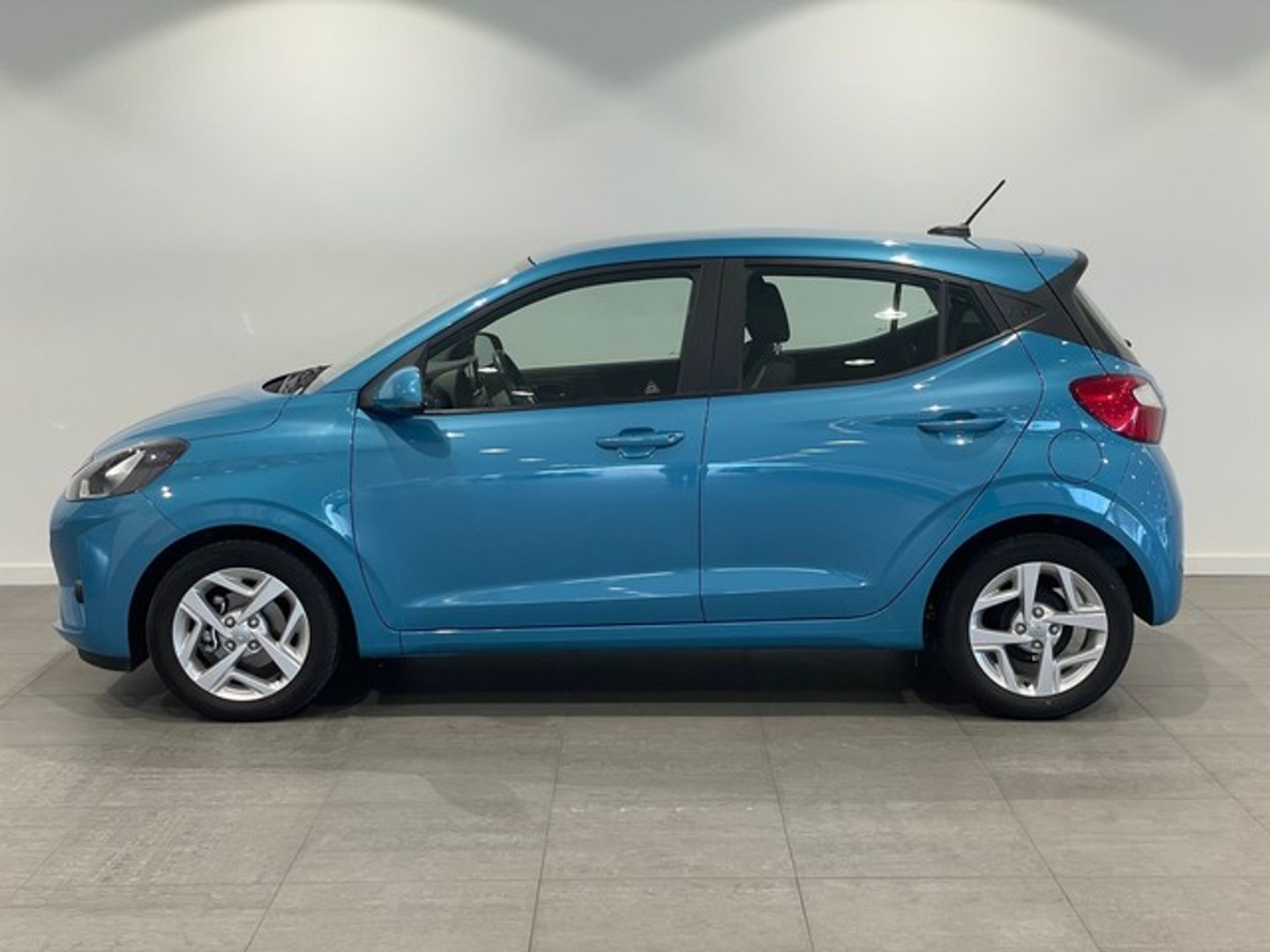 Hyundai i10 1.0 Essence 49 kW (67 CV)