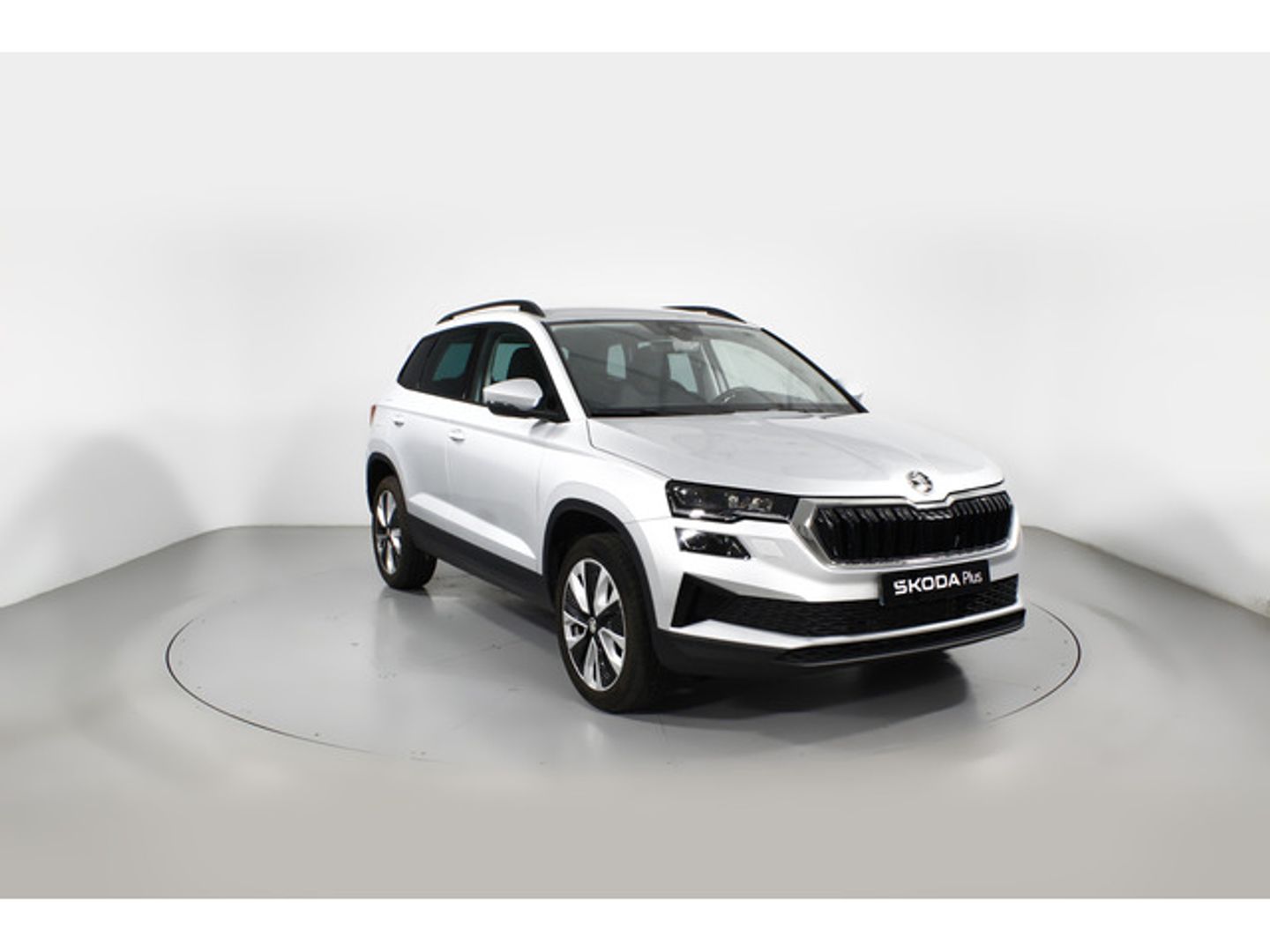 Skoda Karoq 1.5 TSI Design Gris Plata SUV