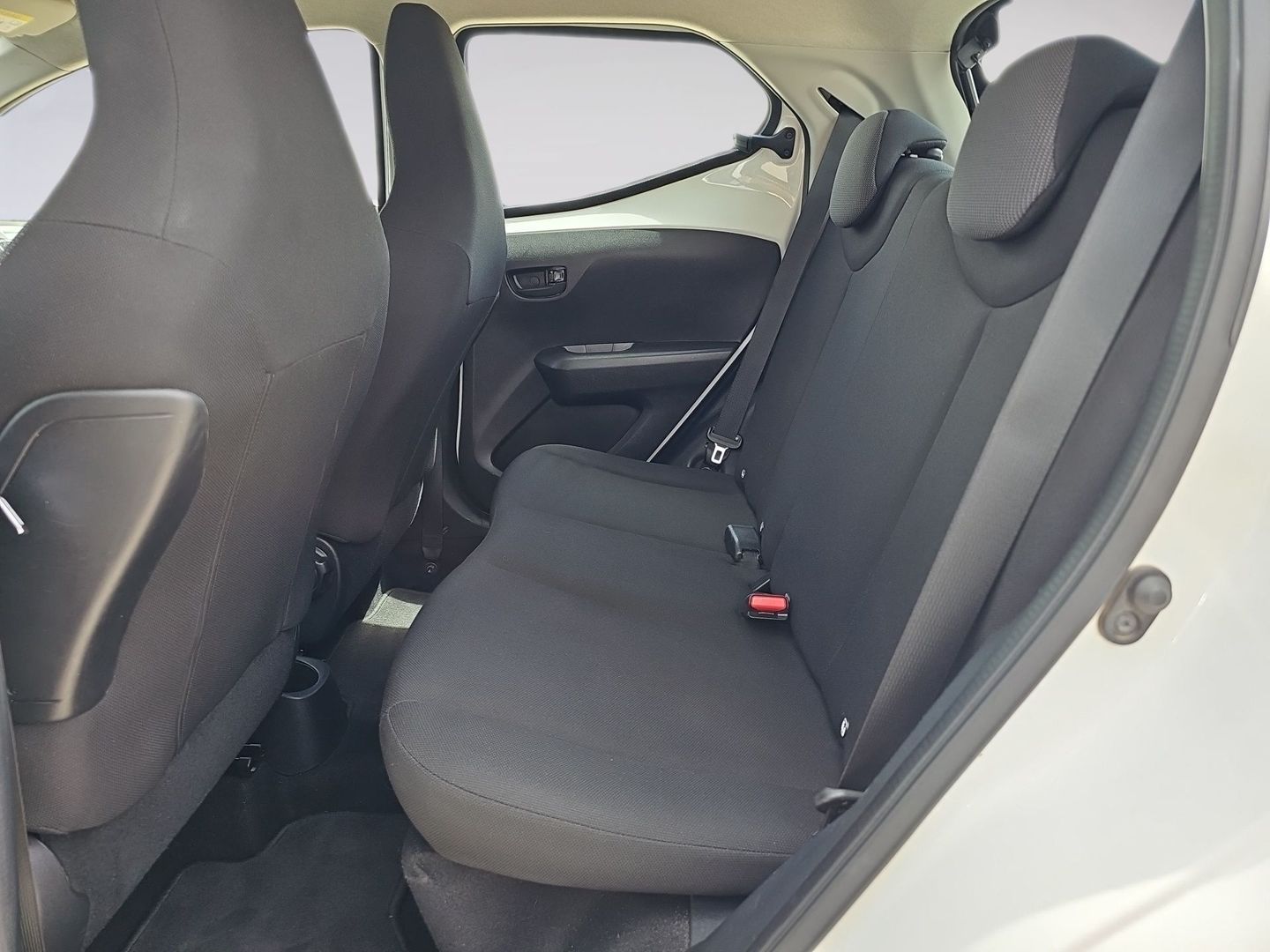 Toyota Aygo 1.0 70 x-play 53 kW (72 CV)