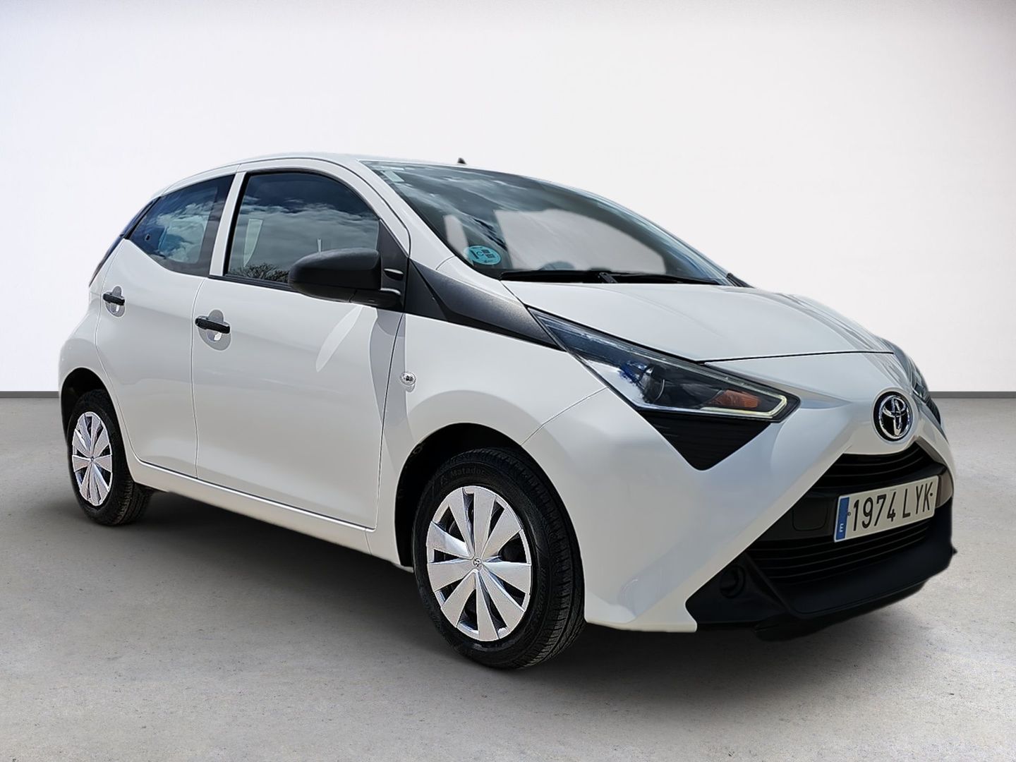 Toyota Aygo 1.0 70 x-play 53 kW (72 CV)