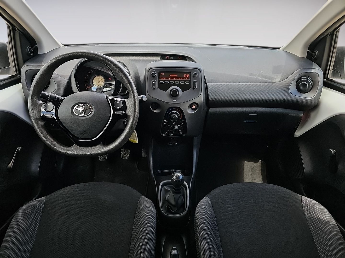 Toyota Aygo 1.0 70 x-play 53 kW (72 CV)