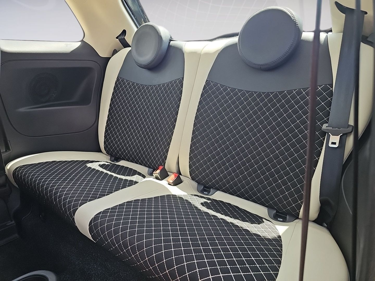 Fiat 500 1.0 Hybrid Dolcevita 51 kW (70 CV)