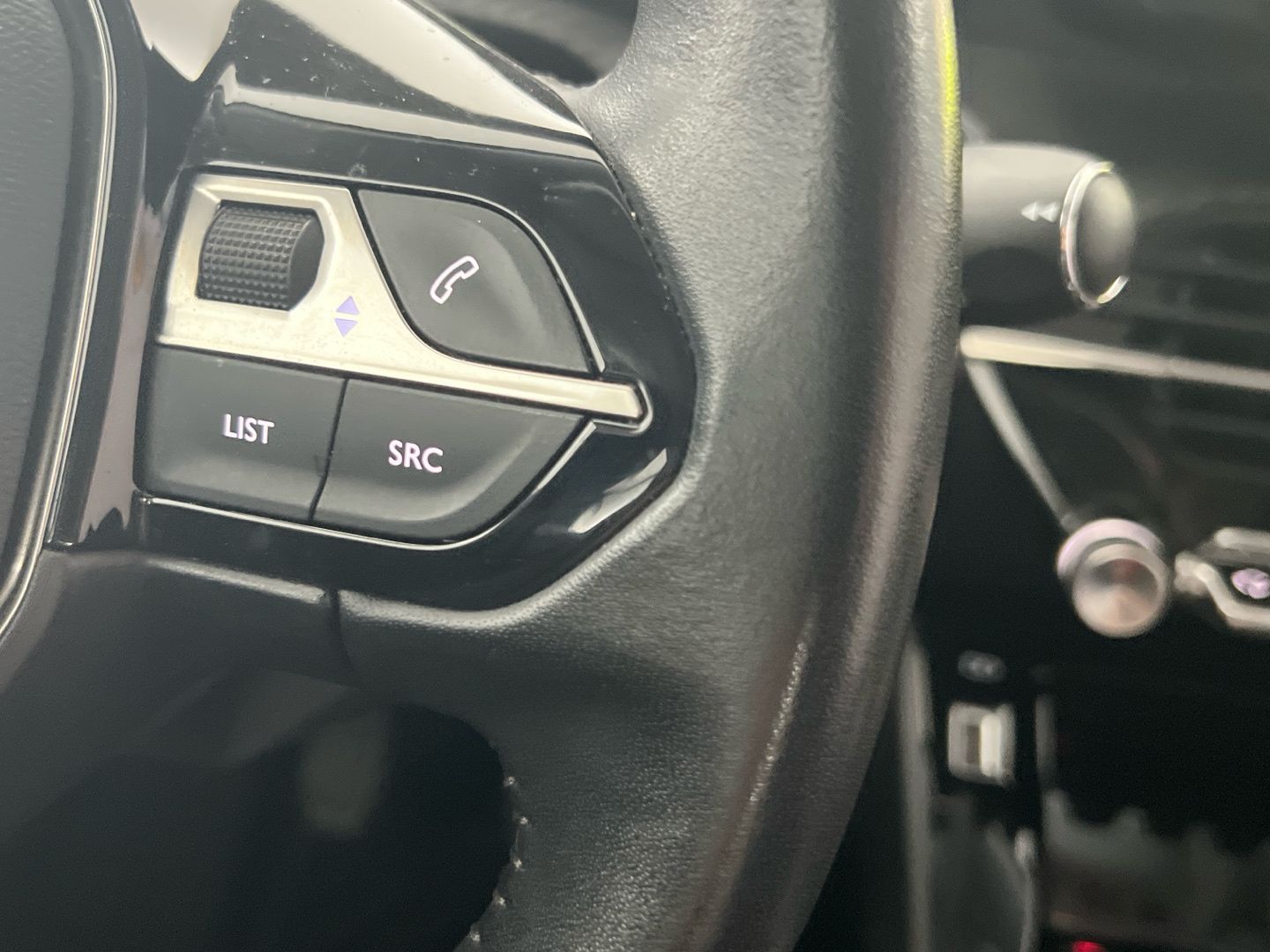 Peugeot 208 BlueHDi 100 Active Pack