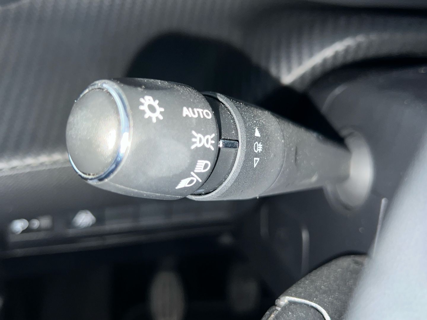Peugeot 208 BlueHDi 100 Active Pack