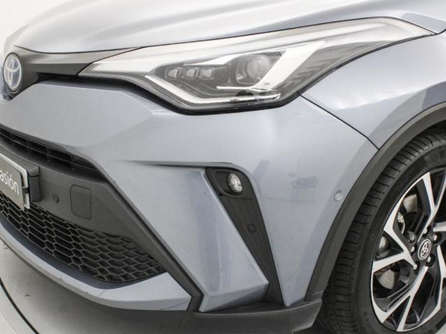 Toyota C-HR 180H Advance Luxury