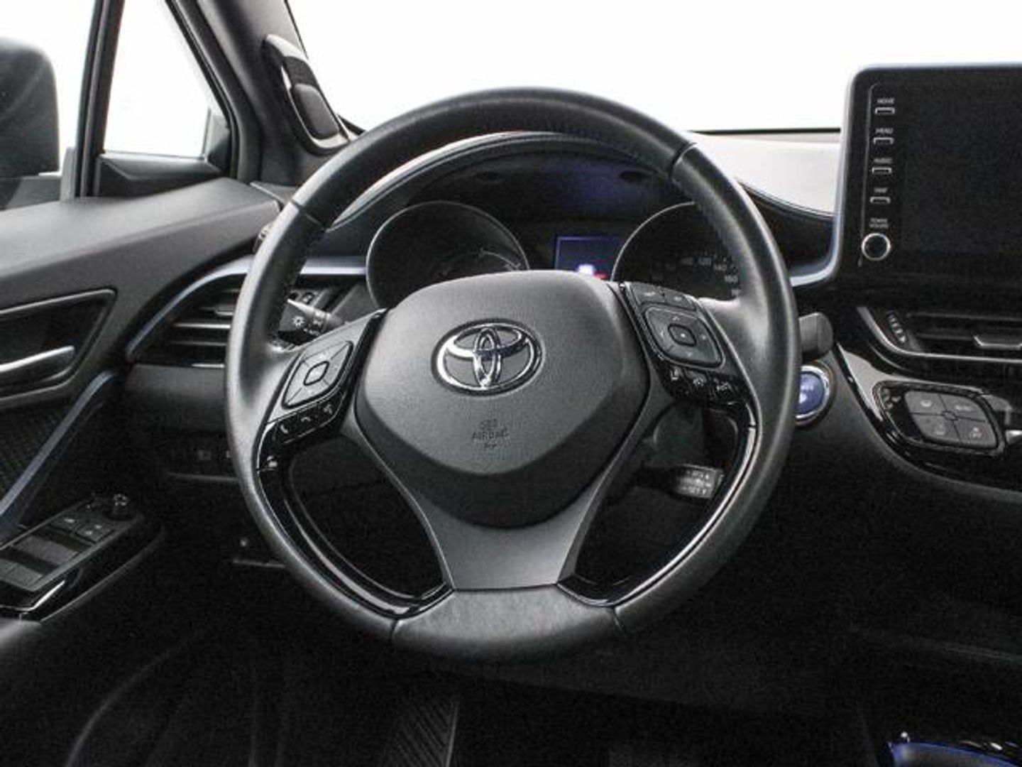 Toyota C-HR 180H Advance Luxury