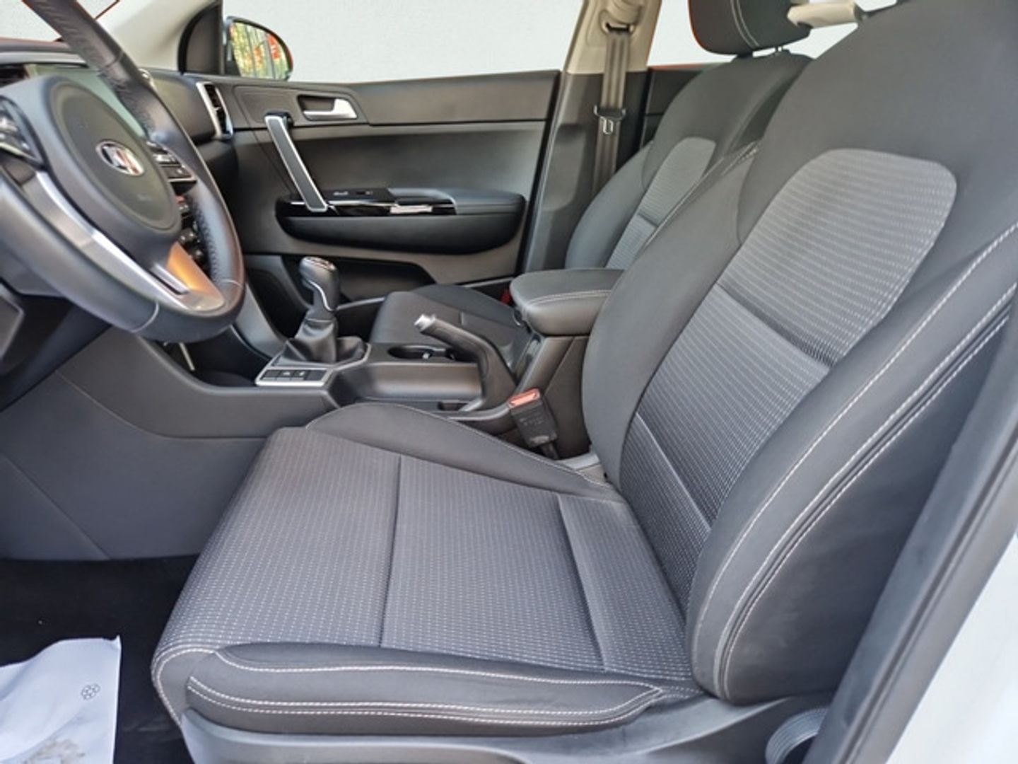 Kia Sportage 1.6 MHEV Black Edition