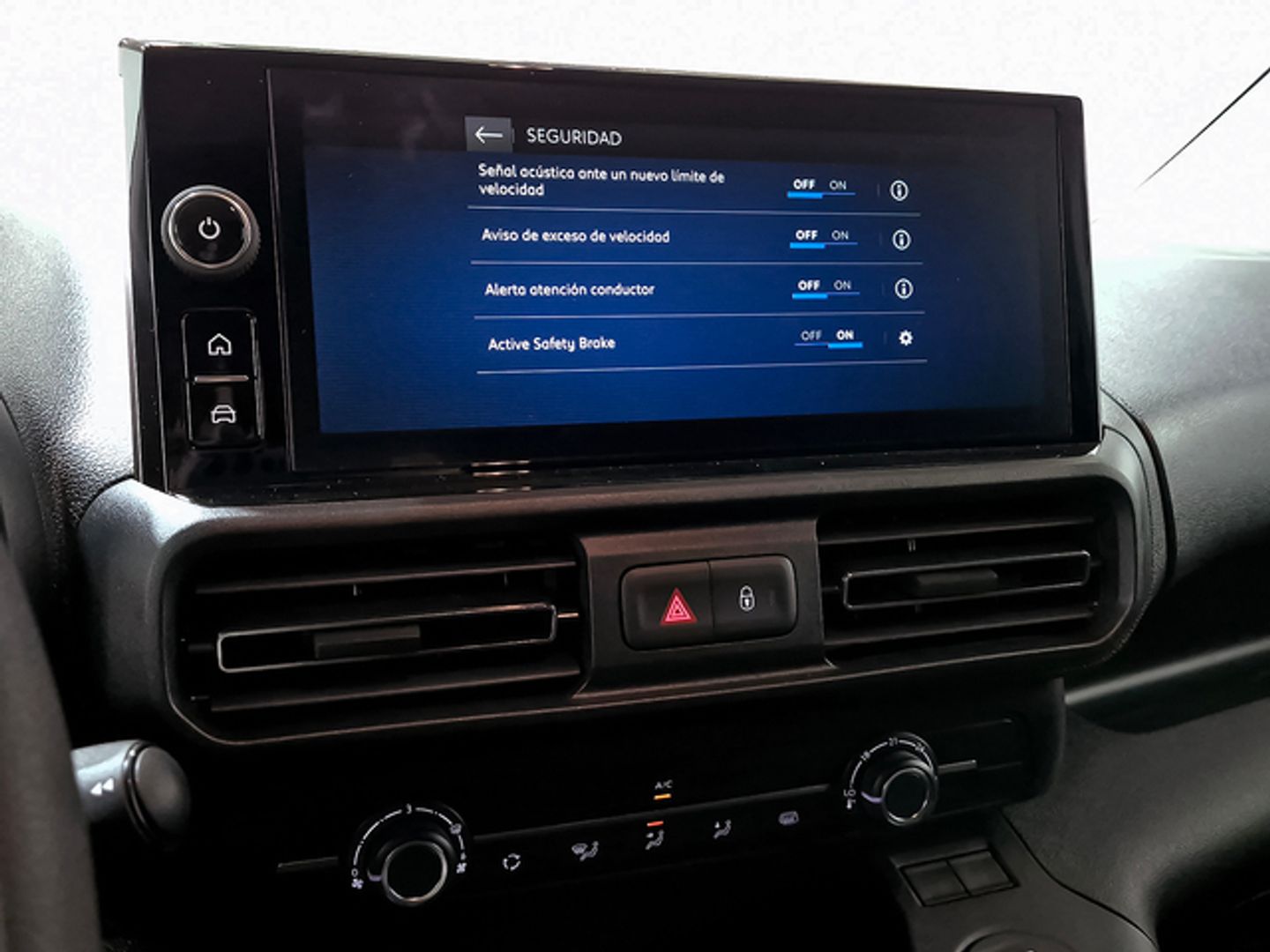 Opel Combo Cargo 1.5 Diesel L 650kg 75 kW (102 CV)