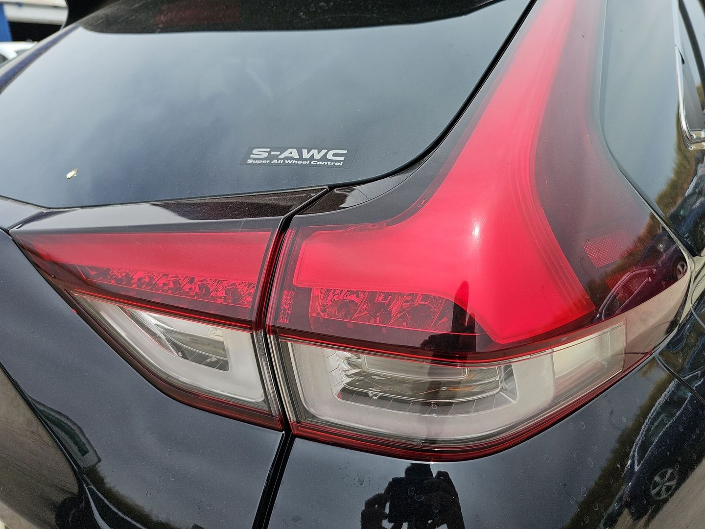 Mitsubishi Eclipse Cross 2.4 PHEV Kaiteki 4WD Auto 138 kW (188 CV)
