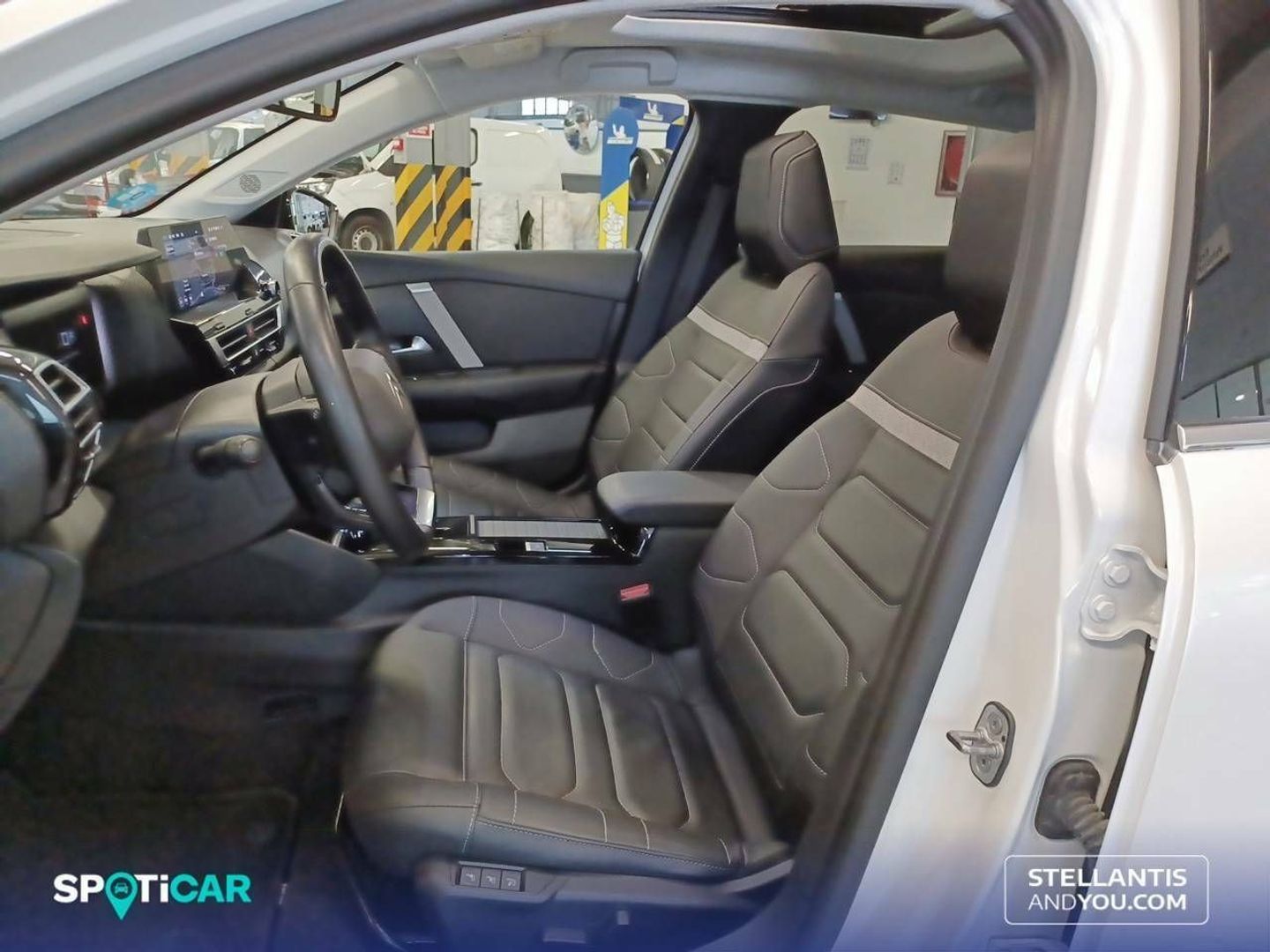 Citroen ë-C4 X 50KWh eléctrico Shine 100 kW (136 CV)