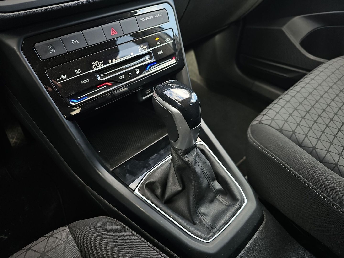 Volkswagen T-Cross Advance 1.0 TSI 81 kW (110 CV) DSG